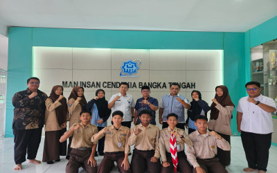 Kabid SMA Disdik Babel Beri Penguatan Tim LCC 4 Pilar MAN IC Bangka Tengah