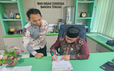 Penandatanganan Dokumen Kurikulum Tandai Kesiapan MAN IC Bangka Tengah Sambut Tahun Ajaran 2026/2027