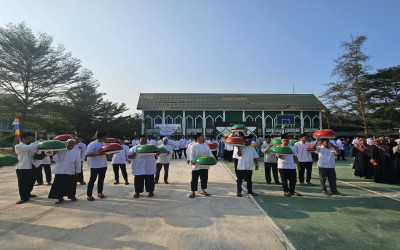 Semarak Maulid Nabi, MAN IC Bangka Tengah Gelar Nganggung Bersama
