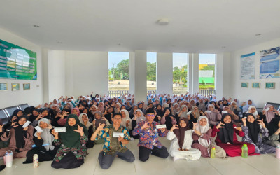 MAN IC Bangka Tengah Sukseskan Aksi Serentak Konsumsi Tablet Tambah Darah bagi Murid Putri