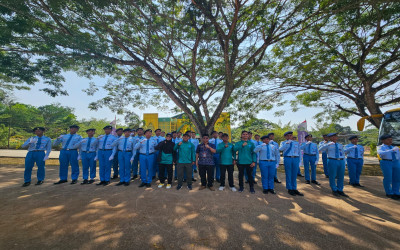 Murid Putra MAN IC Bangka Tengah Unjuk Kekompakan di PBB Tingkat Kabupaten
