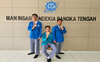 MAN IC Bangka Tengah Cetak Prestasi, Tiga Duta OSN Melaju ke Final Nasional