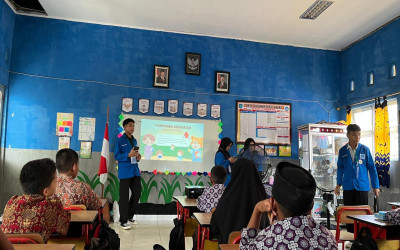 Murid Kelas XI MAN Insan Cendekia Bangka Tengah Gelar Homestay dan Program Edukasi di Pinang Sebatang
