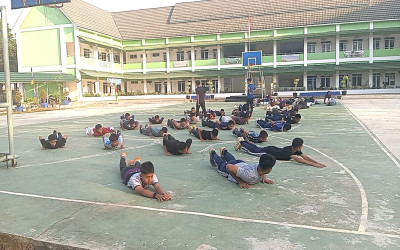 Jelang HUT ke-81 RI, Murid MAN IC Bangka Tengah Intensifkan Latihan PBB