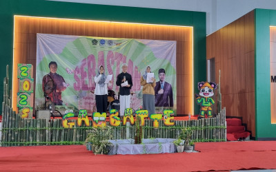 Persiapan Penutupan Kegiatan Ganbatte: Humas Koordinir Acara Terakhir